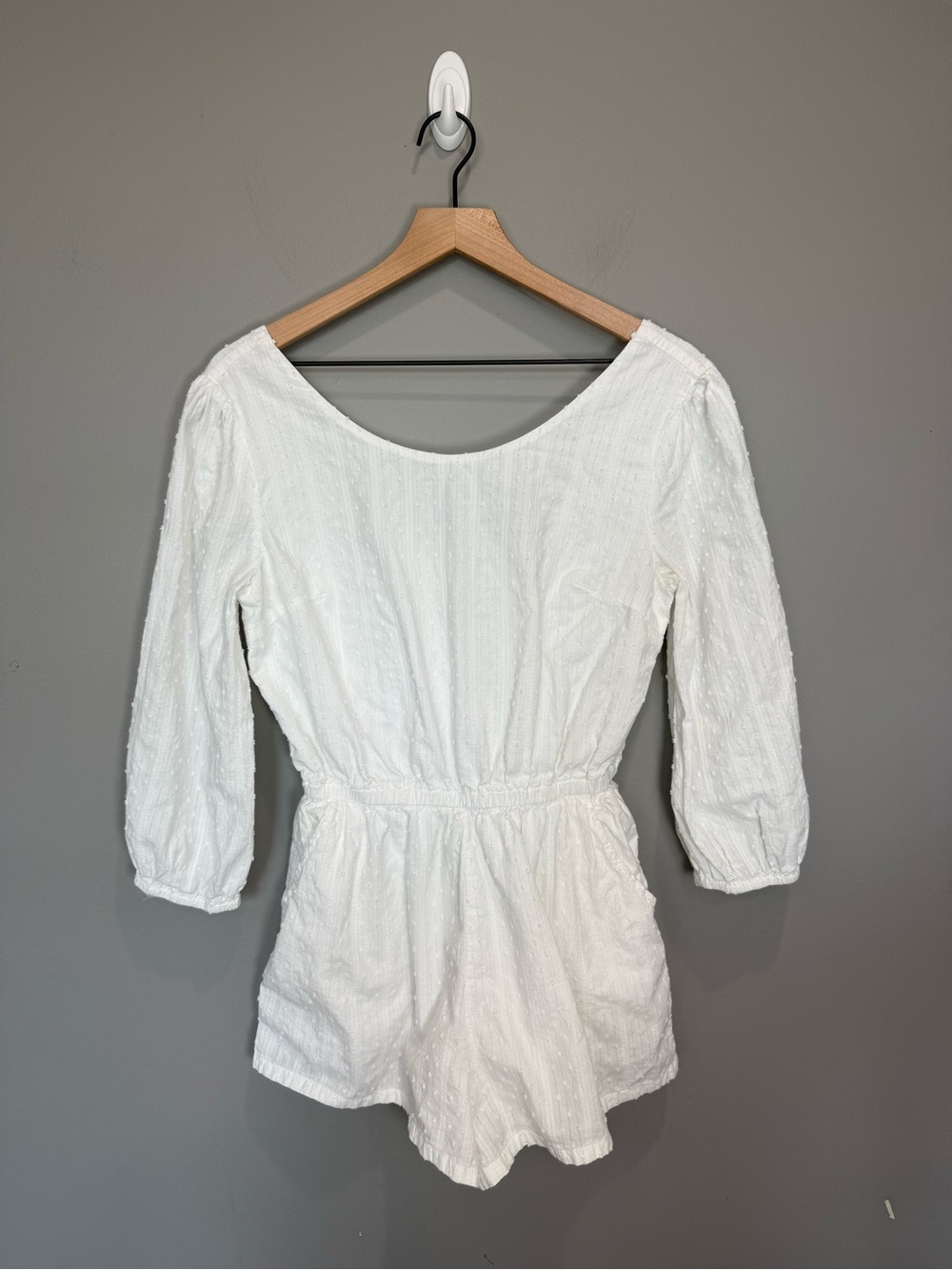 Ellison White‎ Swiss Dot Cotton Romper Puff Sleeve Size Medium Rush Sorority